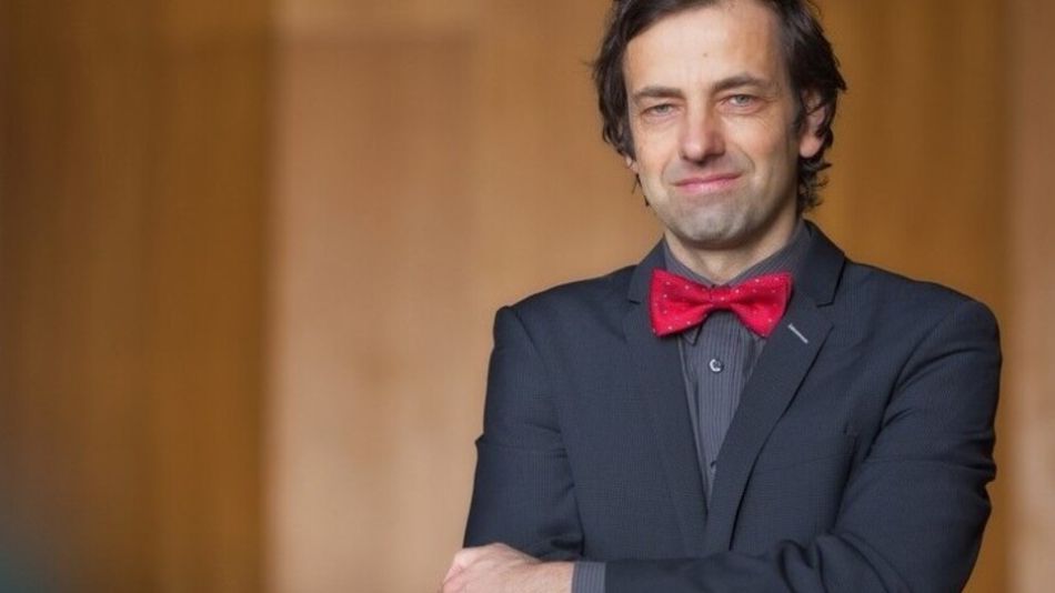 Jak využívat AI v předvolební kampani? Politolog Přemysl Rosůlek sepsal návod pro politické strany