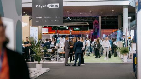 Absolventi inkubace na Smart City Expo 2025 v Barceloně