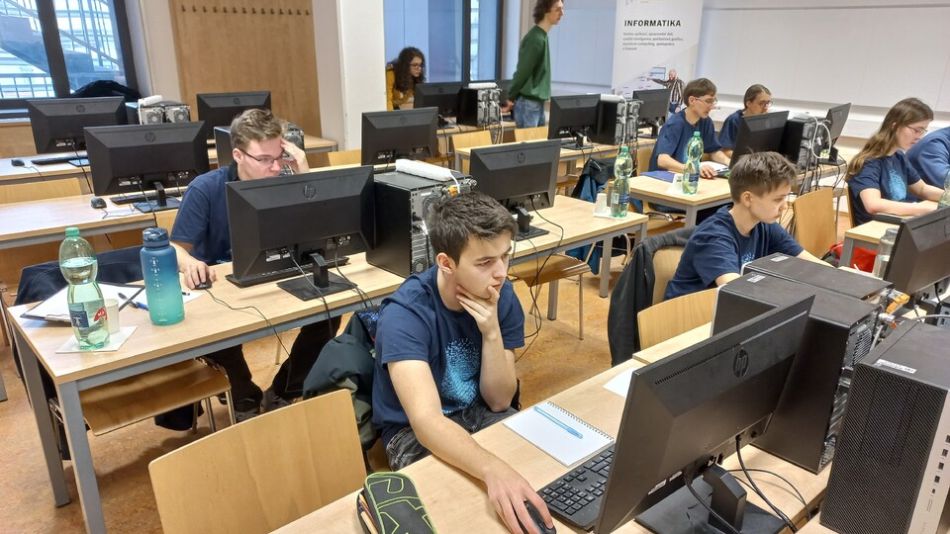 PilsProg 2026 zná vítěze, středoškoláci poměřili síly v programování
