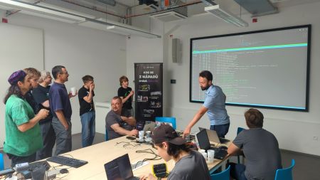 První Mobile Linux Hackday v Plzni